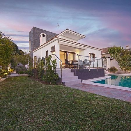 Modern Villa Close To Costabella Beach ماربيا المظهر الخارجي الصورة