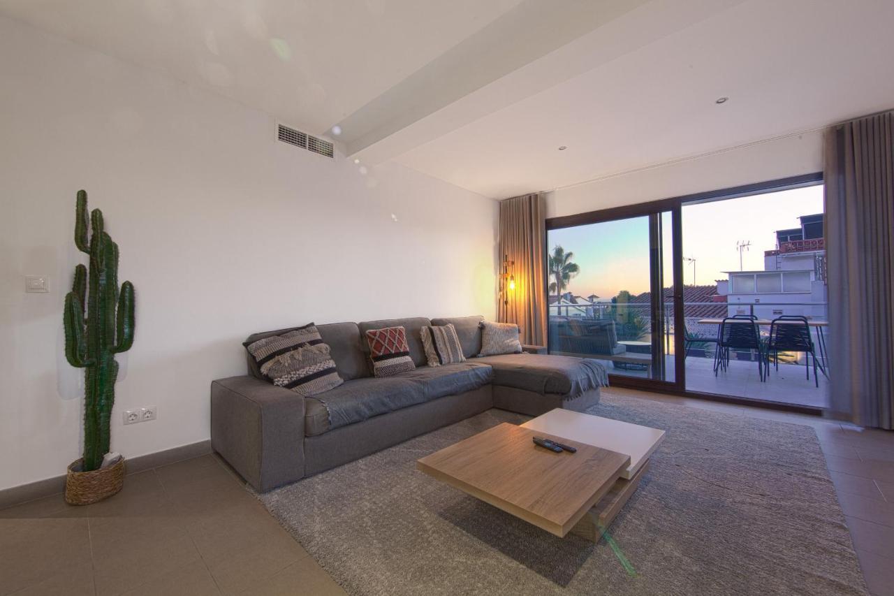 Modern Villa Close To Costabella Beach ماربيا المظهر الخارجي الصورة