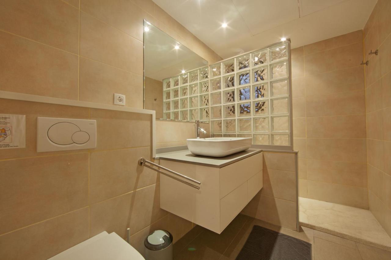 Modern Villa Close To Costabella Beach ماربيا المظهر الخارجي الصورة